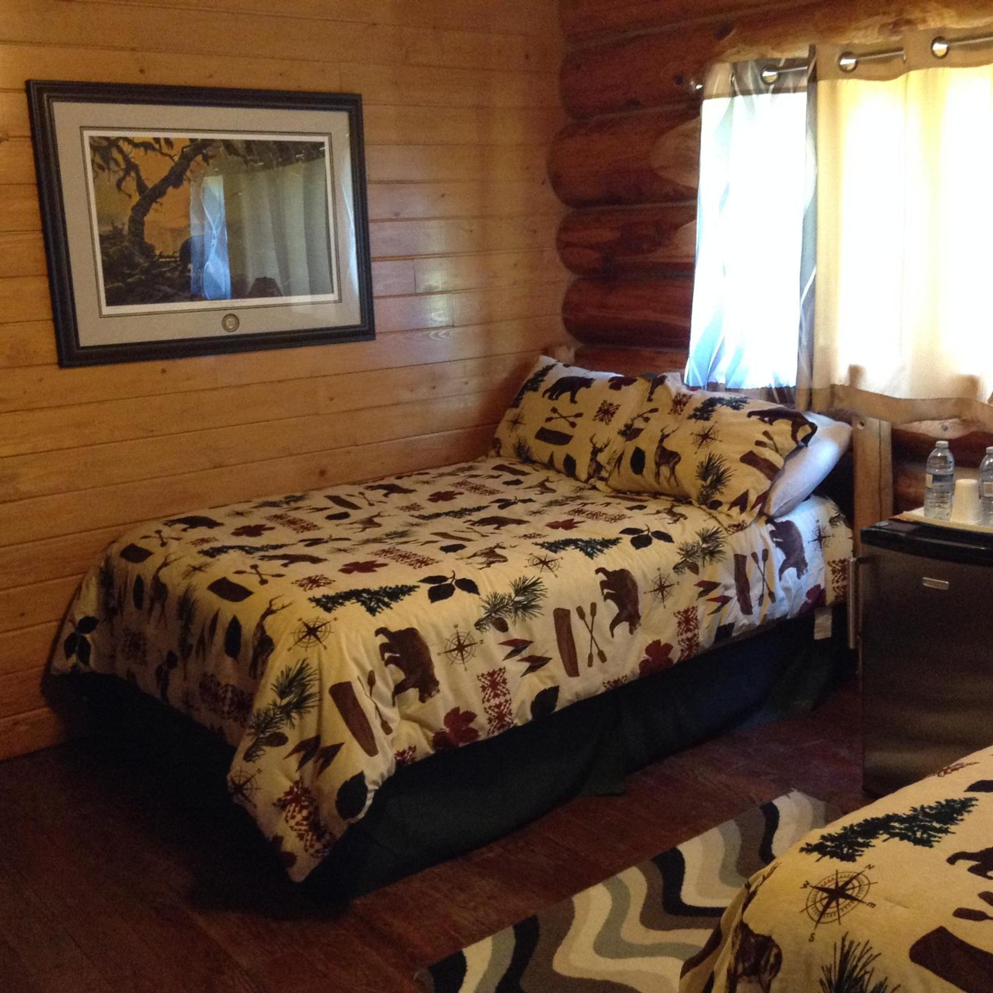 Summit River Lodge & Campsites Valemount Bilik gambar